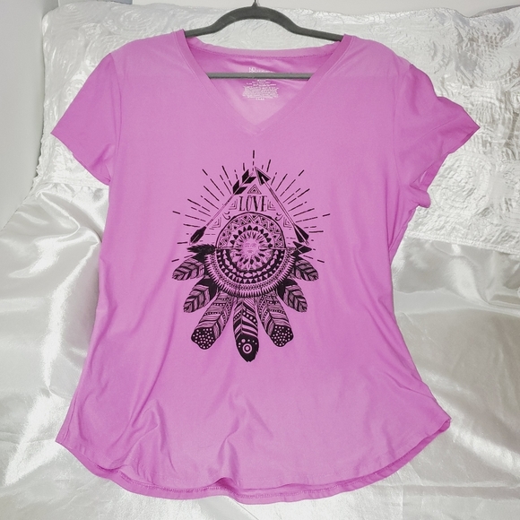No Boundaries Juniors Plus Size V-Neck Cropped Sleeve Tee w/ Tribal Design 187 - Picture 1 of 6